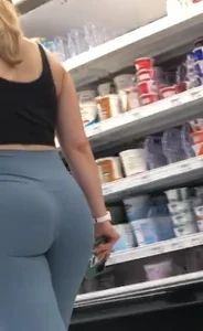 Fit blonde pawg