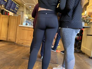 Cute booty in black spandex