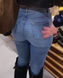 Spectacular european woman ass in blue jeans
