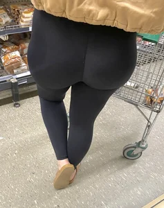 Thick milf shopping nice shape!