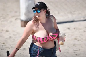 Extra thick beach girls in bikinis with big boobs