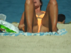 Legs wide open (OC)