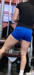 Fit Brunette gym girl - killer body - all OC