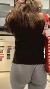 Tight And Jiggly College Girl In Black Leggings
