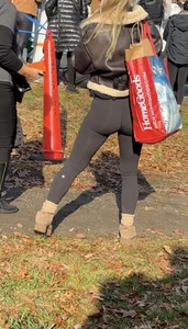 Cap 2 sexy asses in leggings at the same place  Which one is your fav