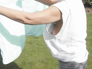 Candid boobs, nip slip and downblouse pics