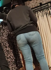 Amazing gorgeous ass in tight jeans, delicious