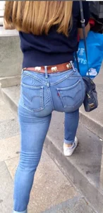 Good tight ass in jeans
