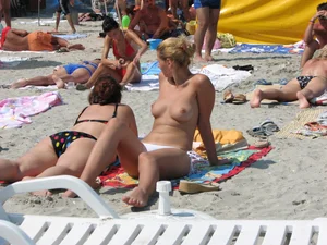 Topless and nude beach sexy girls