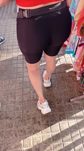Booty Milf in Shiny Black Spandex