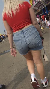 Blonde Pawg filling in her Jean Shorts +VID
