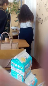 Booty of a Candid College Teen in Sweatpants, Sneaky Photo in Class
