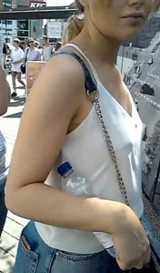 Candid tits and pokies