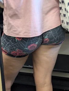 Nice bubble in tight shorts at library