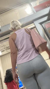 Actual Slim Thicc PAWGS