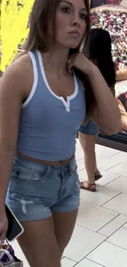 Such a wide and thick ass