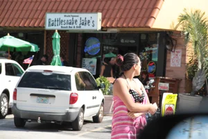 Florida beach and bikini girls