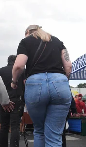 Thick blonde brick house has a massive ass