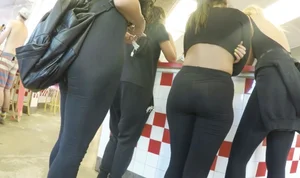 Peachy teen leggings