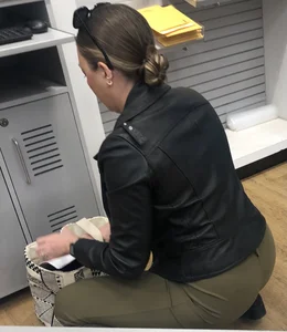 Nice Body And Booty in Green Pants (OC)