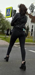 Stocky Girl in Tight Black Jeans Street Candid
