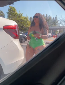 Thick slut showing ass pt.2