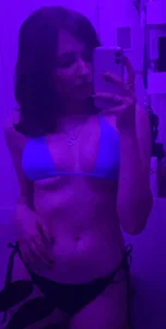 Hot Girl Bikini Selfies