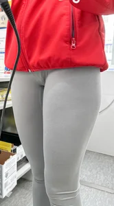 Hot leggings girl with a little toe OC