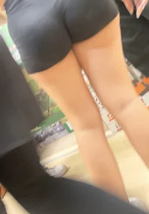 Amazing teen ass in shorts closeups