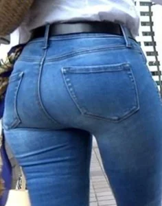 Girl with a big ass in tight jeans