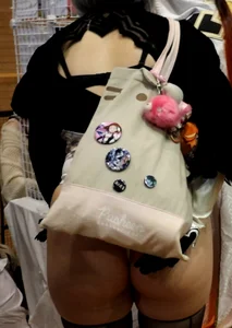 2B Cosplayer