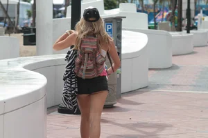 Florida beach and bikini girls