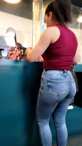 Hot latin Milf in tight jeans
