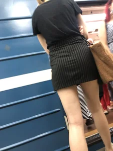 Candid Girl With Hot Long Crossed  Legs Sitting in a Subway Train Creepshots Gallery