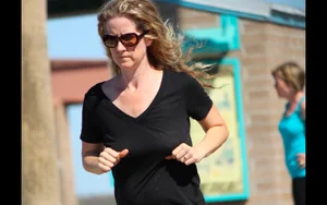 Milf with a nice ass in tight patterned leggings
