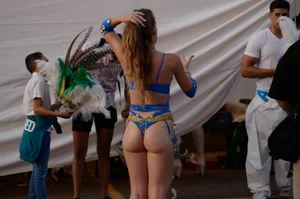 Sexy lady with a nice ass dressed up while dancing