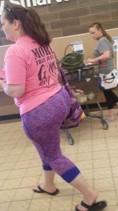 Fat booty milf in purple leggings at the grocery store