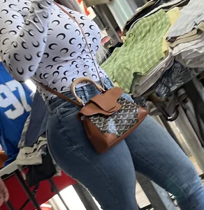 Latina hottie at flea market . Great ass nice tits wearing jeans. OC