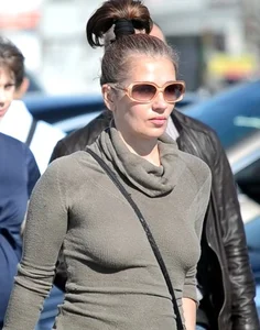 Candid tits and pokies
