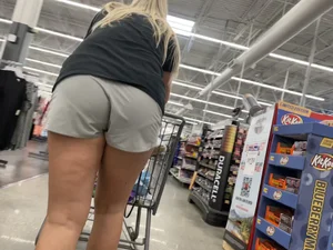 I would marry this blonde…