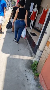 She is hot, Brazil