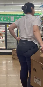 Cute Bare-Faced College PAWG with VPL on HEAVY ASS