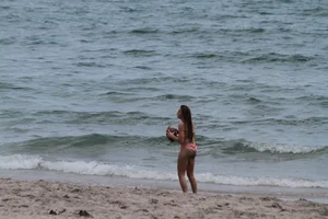 Deerfield Beach bikini girls