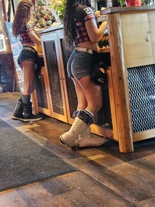Thick latina server Pt 2