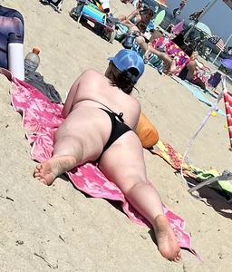 MDW RANDOM BEACH CAPS PART 1