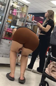 2 thick Latina bend over busted me hard