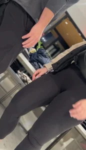 Delicious cameltoe with a sexy ass In tight lulu leggings