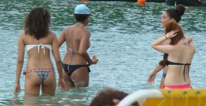 Amazing ebony ass in blue bikini with other sexy friends in bikinis