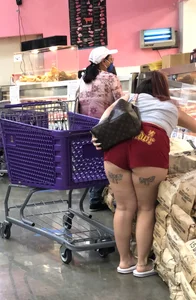 Latina with big booty in red shorts doesn't care about Rona