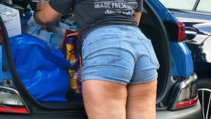Neighbors PHAT ASS  in shorts